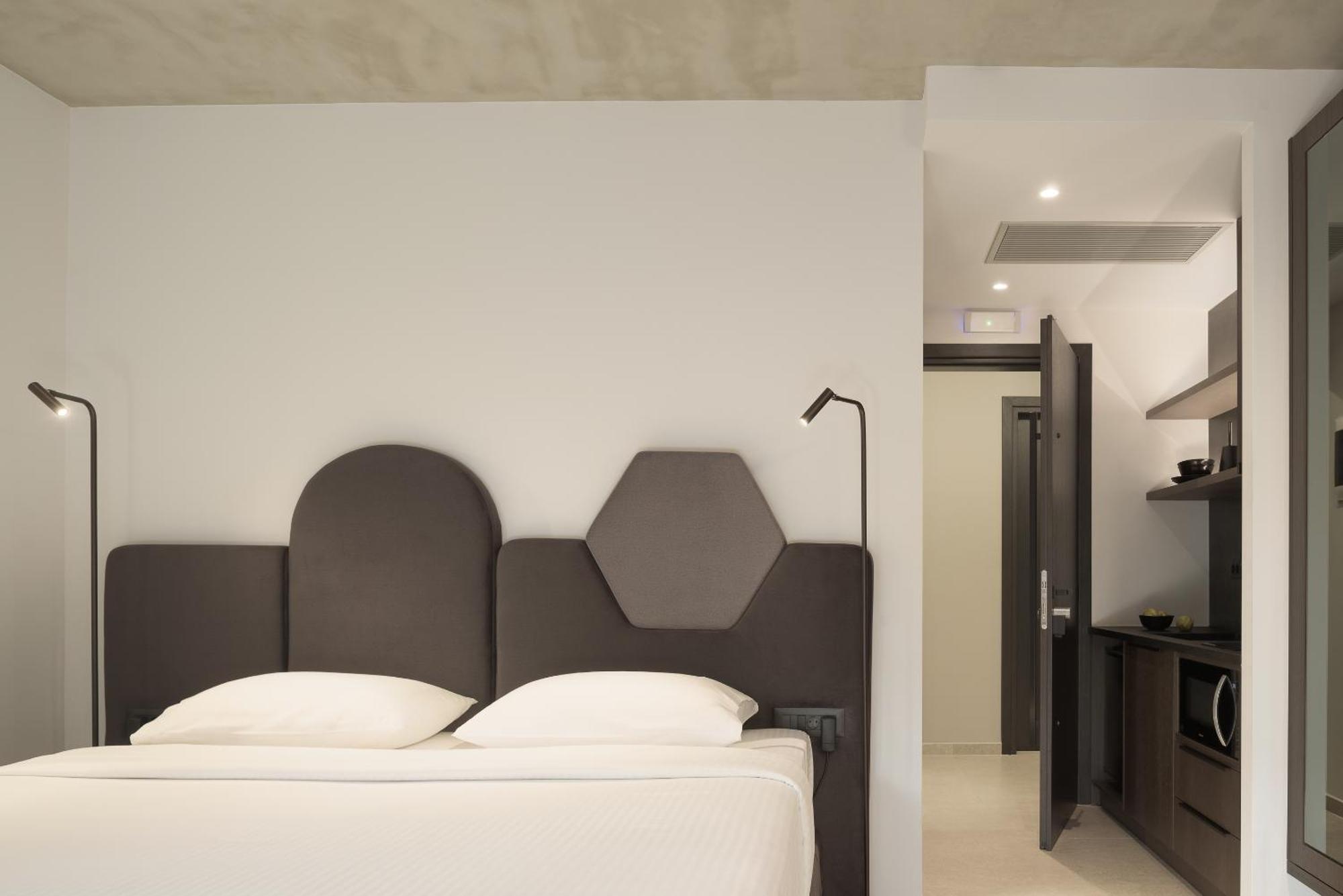 Pleiades Urban Stay By Semavί Heraklion  Exterior photo